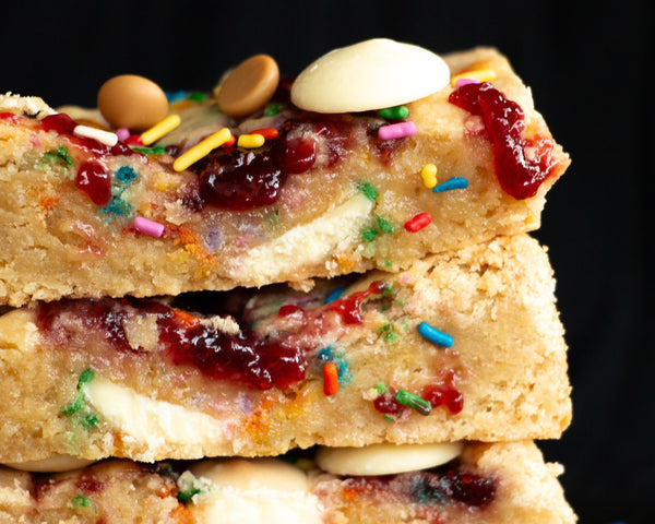 *NEW* Birthday Cake Blondies 🎉